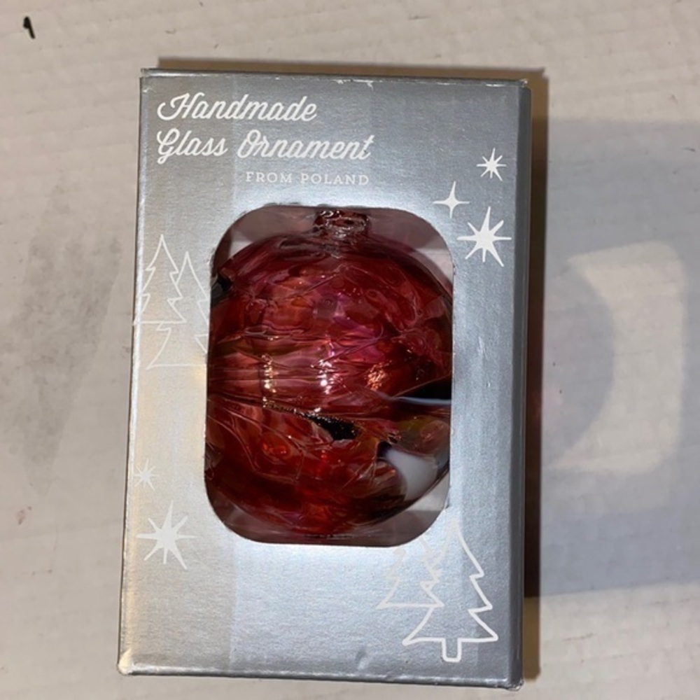 Zorza handmade glass ornament